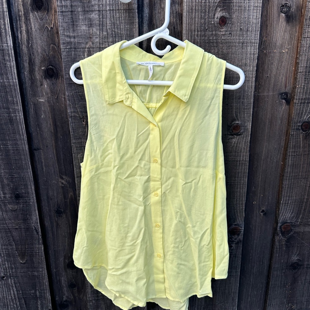 Bcbgeneration Sleeveless Drawstring Back Shirt - image 3